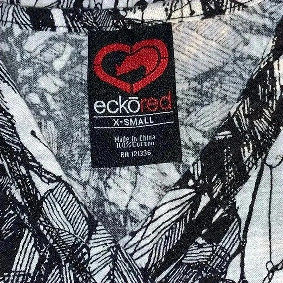 Eckored scrub top size xs - Picture 3 of 3